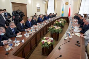 Главы правительств Казахстана и Беларуси провели переговоры