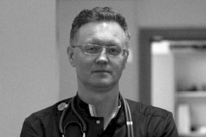 
                    Медсестра доктора Юрия Шумкова рассказала о взаимоотношениях пациента и убитого им врача
                