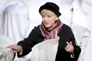 
                    Алиса Фрейндлих попала в больницу
                