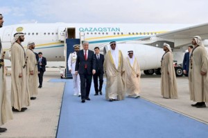 Президент Казахстана прибыл с официальным визитом в ОАЭ