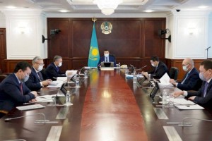 
                    Аскар Мамин провел заседание Инвестиционного штаба
                