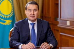 
                    Премьер-министр Казахстана прибыл в Египет
                