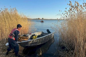 
                    В Акмолинской области спасателями найдено тело одного из пропавших рыбаков
                