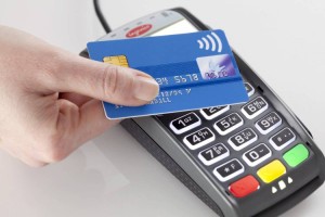 
                    Пенсионерка в Караганде похитила из магазина POS-терминал, перепутав его с телефоном
                