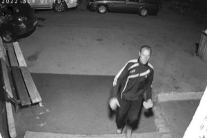 
                    В Павлодаре девушку возле дома избил неизвестный мужчина с кирпичом
                
