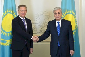 
                    Президент Казахстана и глава Башкортостана обсудили реализацию совместных проектов
                