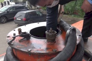
                    Незаконно реализовать почти 80 тонн дизтоплива пытался руководитель ТОО в Алматы
                