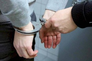 
                    В Алматы приговорен мужчина, пытавшийся изнасиловать 11-летнюю дочь друга
                