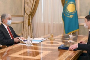 
                    Президент принял председателя правления АО «НК «КазМунайГаз» Магзума Мирзагалиева
                