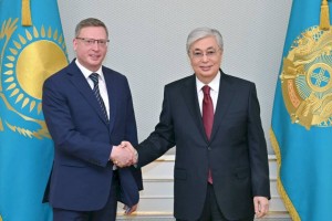 
                    Президент Казахстана принял губернатора Омской области
                