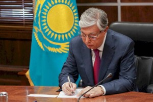 
                    Президент РК подписал указ о встречах акимов с населением
                