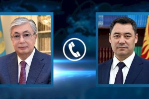 
                    Президенты Казахстана и Кыргызстана поговорили по телефону
                