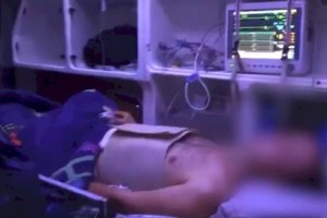 
                    Получившего тяжелые травмы в Казахстане узбекистанца вернули на родину
                