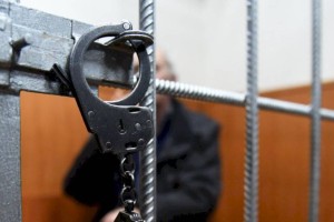 
                    Мужчина, убивший семью из-за резиновой лодки, осужден в Карагандинской области
                
