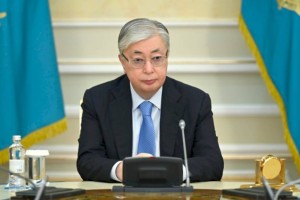 
                    Президент Казахстана Касым-Жомарт Токаев прибыл в Алматы
                