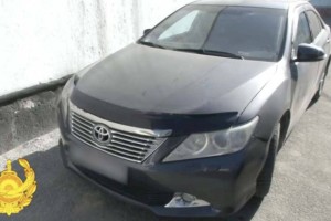 
                    Таксист с племянником нападал на АЗС, чтобы погасить автокредит
                