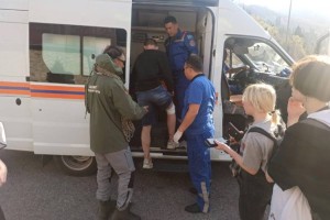 
                    Спасатели эвакуировали несовершеннолетнего туриста из Малоалматинского ущелья
                