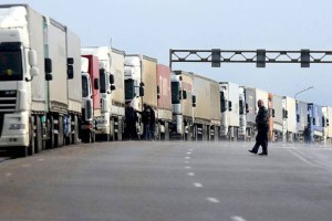 Почти 340 машин скопилось на погранпереходах Казахстана