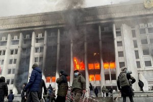 
                    С особой жестокостью: два иностранца принимали участие в захвате здания акимата Алматы
                