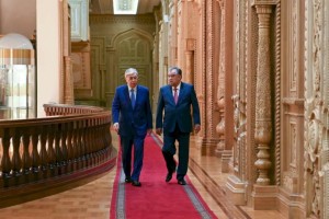 
                    Президенты Казахстана и Таджикистана провели переговоры
                