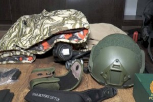 
                    В Алматы задержали очередных мародеров, ограбивших оружейный магазин
                