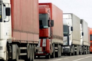 Еще меньше транспорта осталось на погранпереходах Казахстана