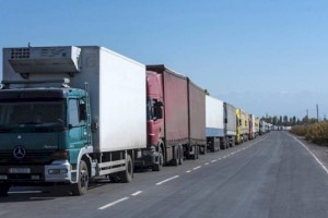 Уменьшилось количество транспорта на пограничных переходах Казахстана