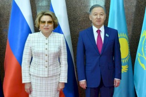 
                    Нурлан Нигматулин и Валентина Матвиенко обсудили перспективы сотрудничества
                
