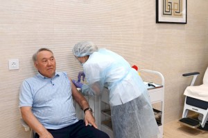 
                    Елбасы обратился к казахстанцам с призывом вакцинироваться
                
