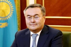 
                    Глава МИД Казахстана посетил с визитом Азербайджан
                