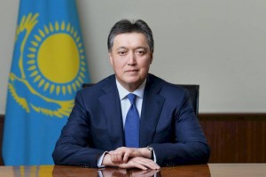 
                    Путин наградил Премьер-министра Казахстана орденом Дружбы
                