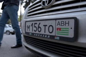 На автомашинах из Абхазии и Южной Осетии можно ездить в Казахстане после таможенной очистки