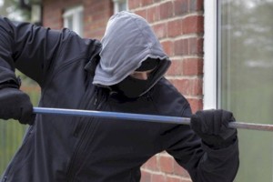 В Алматы задержали подозреваемого в серии квартирных краж