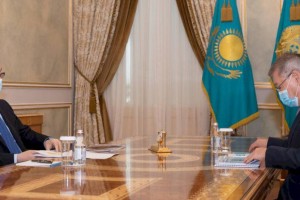 
                    Касым-Жомарт Токаев принял акима ВКО Даниала Ахметова
                