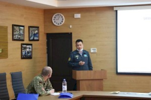 
                    Казахстанских офицеров готовят к участию в миротворческих операциях ООН
                