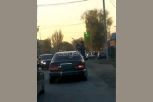 Полицейские нашли стрелка из странного кортежа в Каскелене