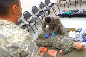 
                    Казахстанские военные медики обучают неотложной медицинской помощи
                