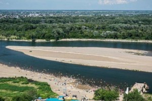 Общественный пляж открыли в Семее