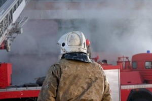 Жилой дом горит в центре Алматы
