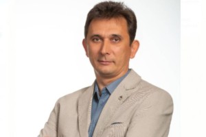 
                    Максим Финогенов: Обязуюсь выполнить все предвыборные обещания
                