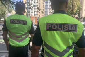 
                    Полицию Казахстана полностью переводят на усиленное несение службы
                