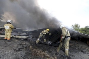
                    Крупный пожар тушат в Алматы
                