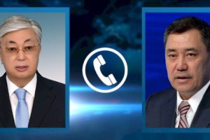 Токаев поздравил президента Кыргызской Республики с победой на выборах