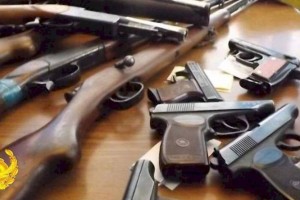 
                    Незаконное оружие изъяли у жителей Алматинской области
                