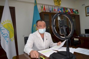 
                    Кардиохирург-нуротановец Алмат Кодасбаев: «Я 11 лет в партии!»
                