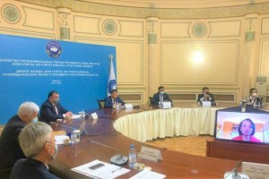 В Алматы состоялся круглый стол «Елі сүйген, елін сүйген Елбасы»