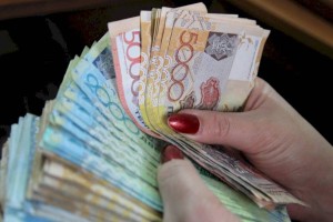 
                    Микрокредиты на продавцов интернет-магазинов оформляла лжепокупательница в Алматы
                