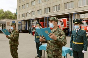 
                    Новобранцы Алматинской противопожарной службы принесли присягу
                