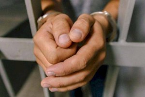 
                    В Алматы задержали серийных взломщиков терминалов
                