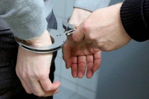 
                    На мопеде пытался уйти от полицейской погони наркозакладчик в Алматы
                